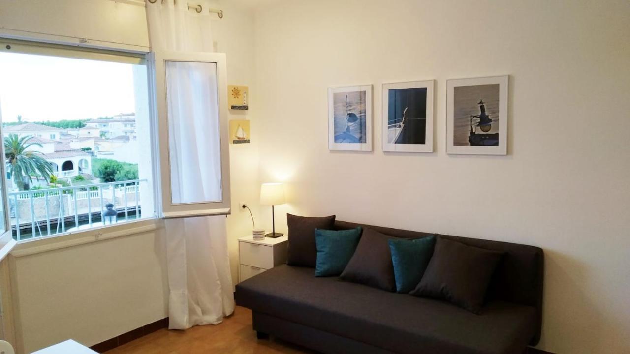 Apartament Amb Piscina เอมปูเรียบราบา ภายนอก รูปภาพ